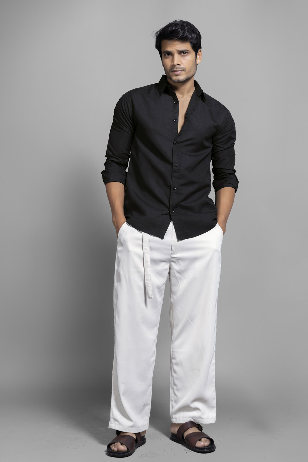 Image of METRONAUT Men Solid Casual Black Shirt