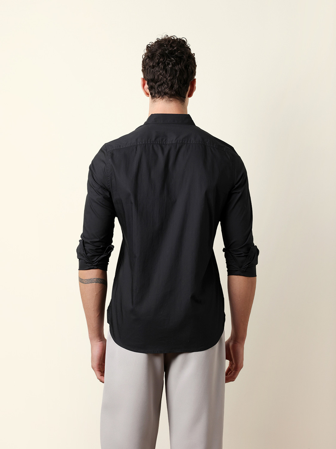 Image of THE BEAR HOUSE Men Solid Casual Black Shirt