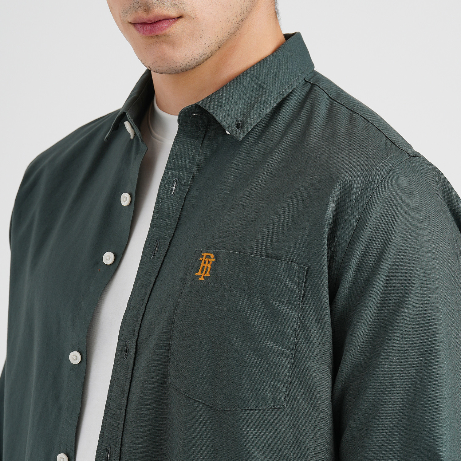 Image of RED TAPE Men Solid Casual Green Shirt