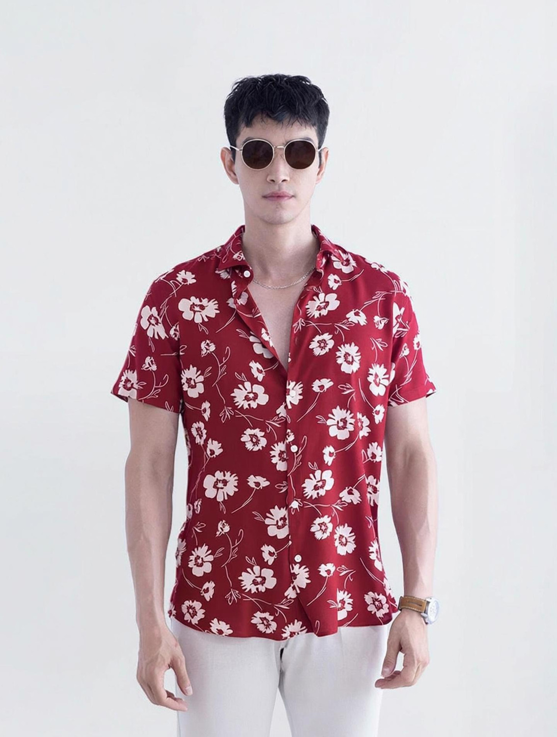 Image of Snitch Men Floral Print Casual White, Maroon Shirt