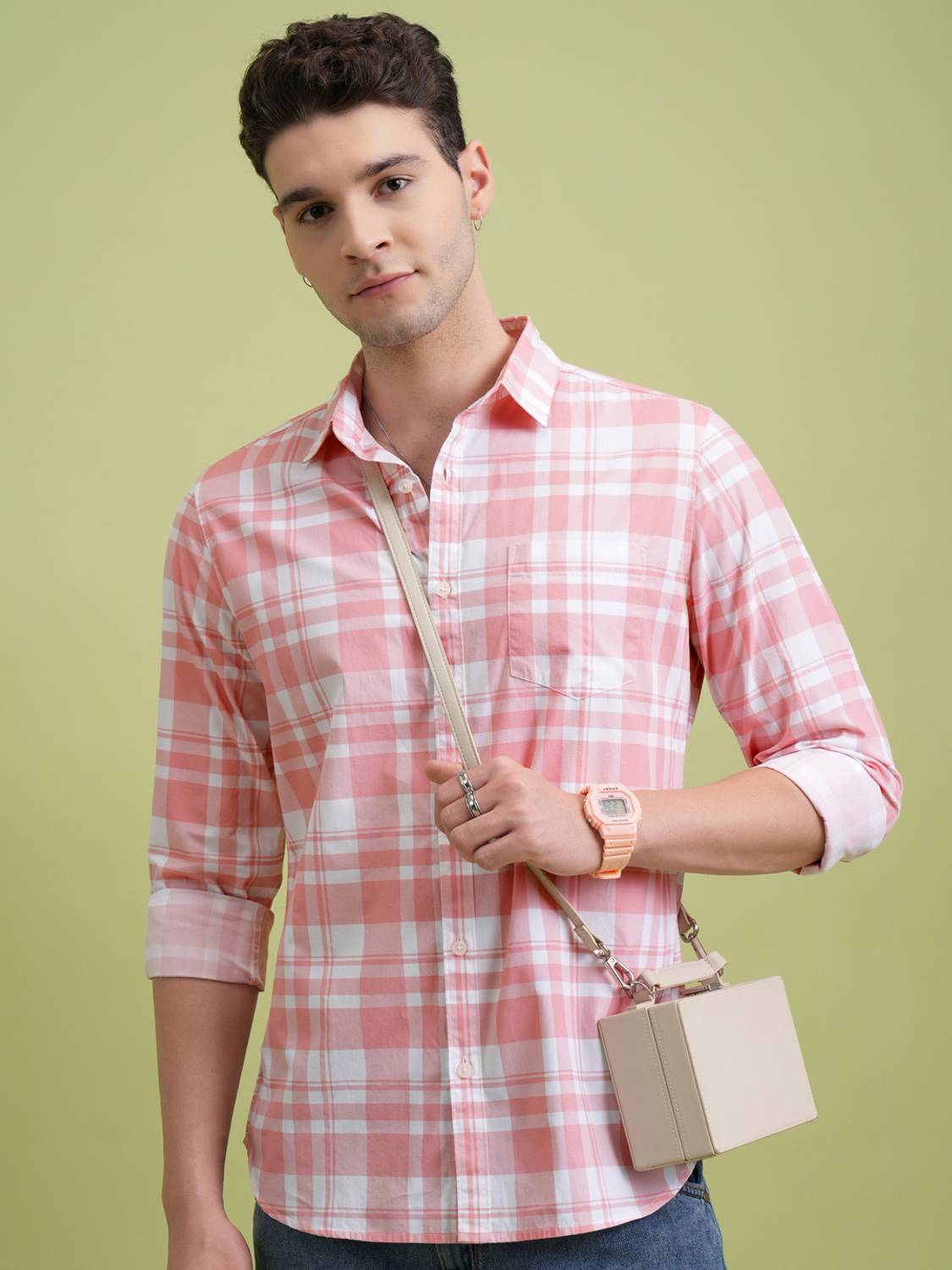 HIGHLANDER Men Checkered Casual Pink Shirt