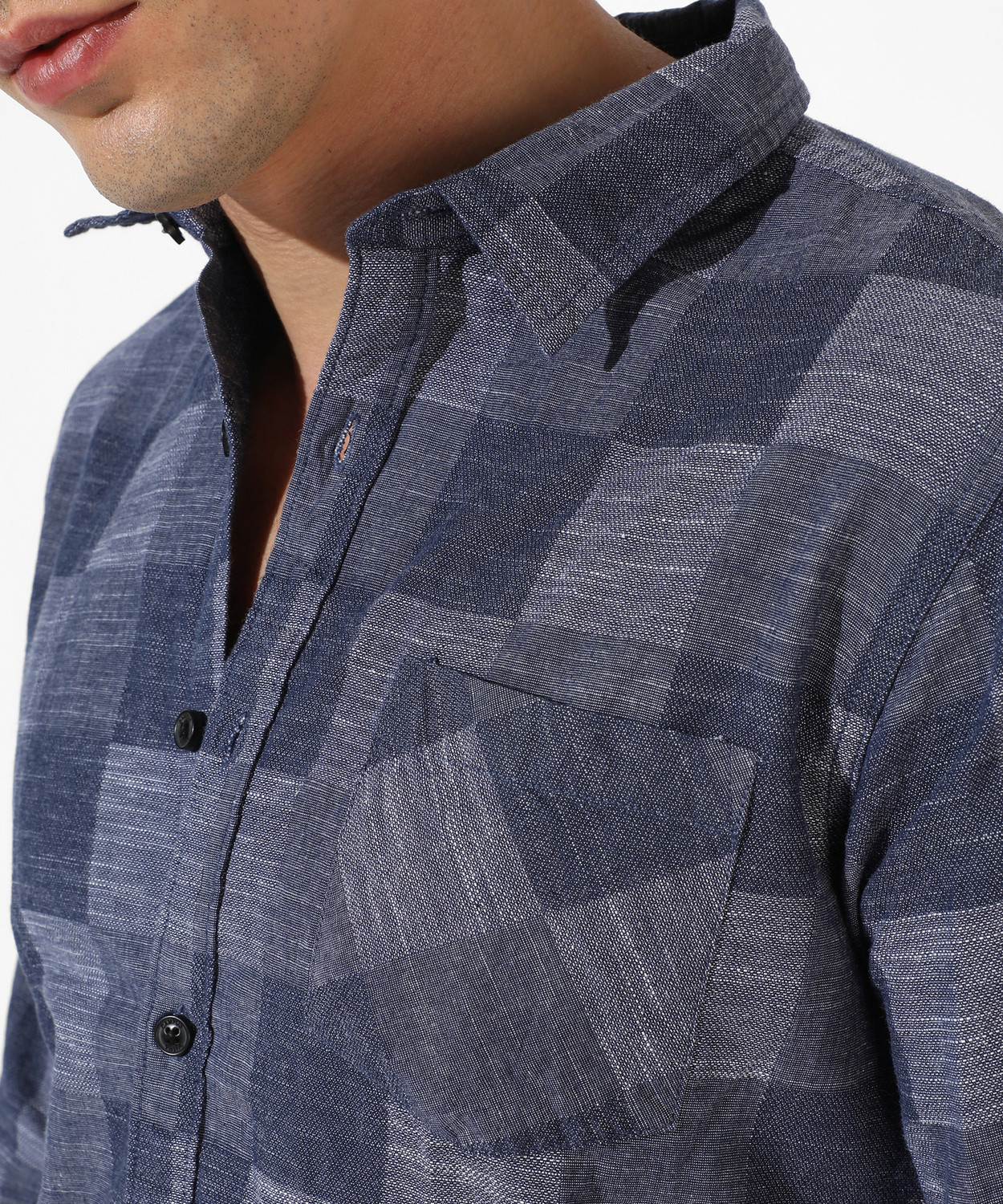 Image of CAMPUS SUTRA Men Solid Casual Blue Shirt