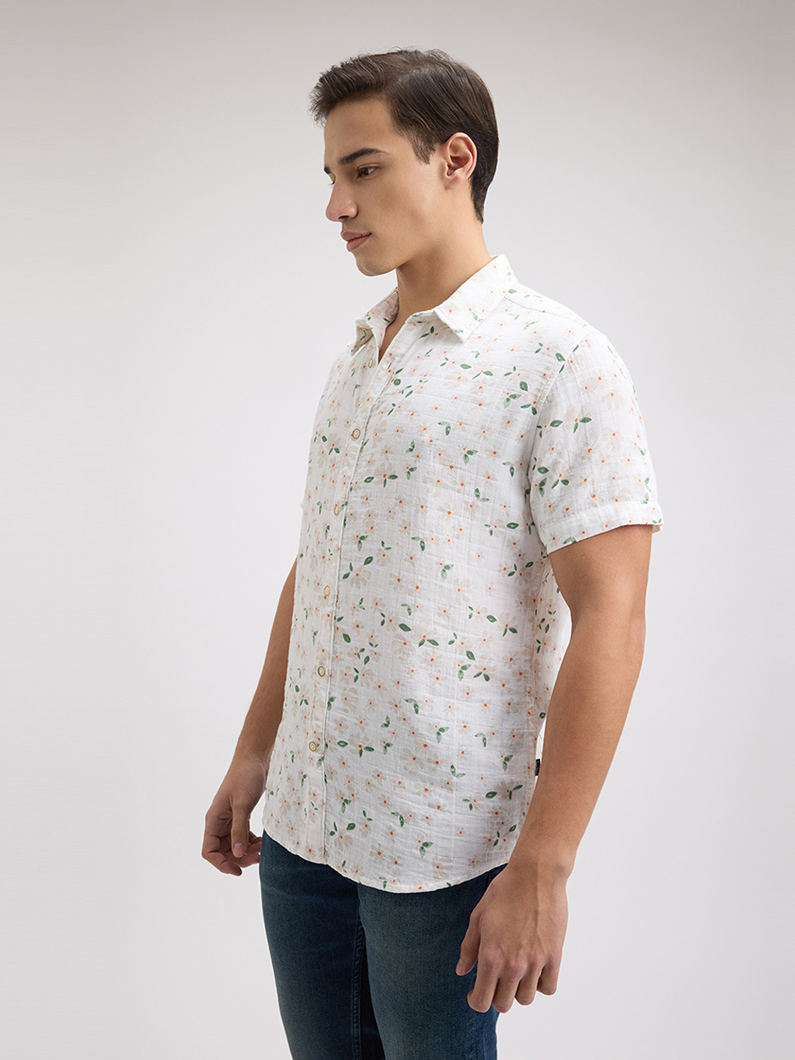 Image of Pepe Jeans Men Floral Print Casual White Shirt