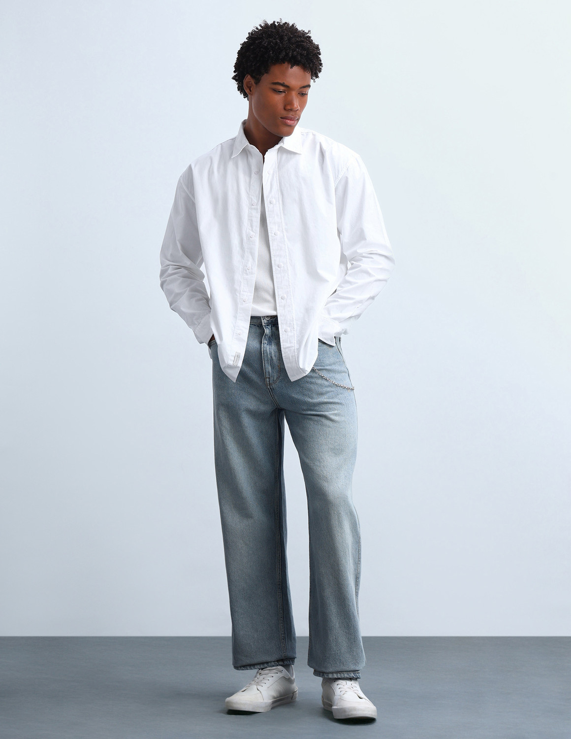 Image of FLYING MACHINE Men Solid Casual White Shirt