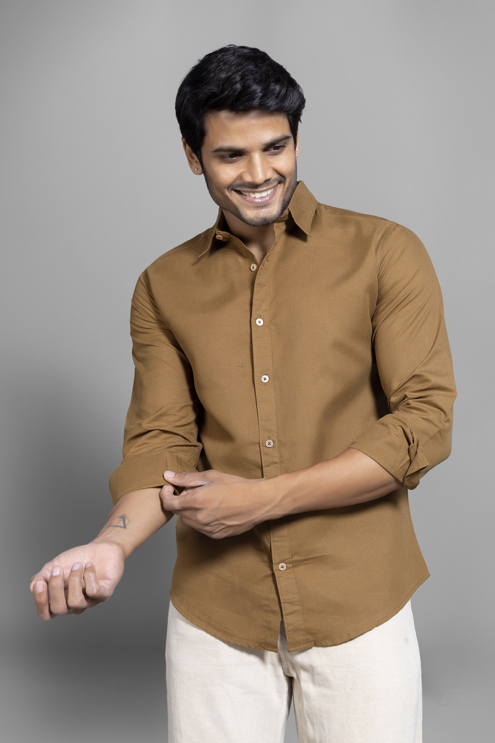 Image of METRONAUT Men Solid Casual Brown Shirt