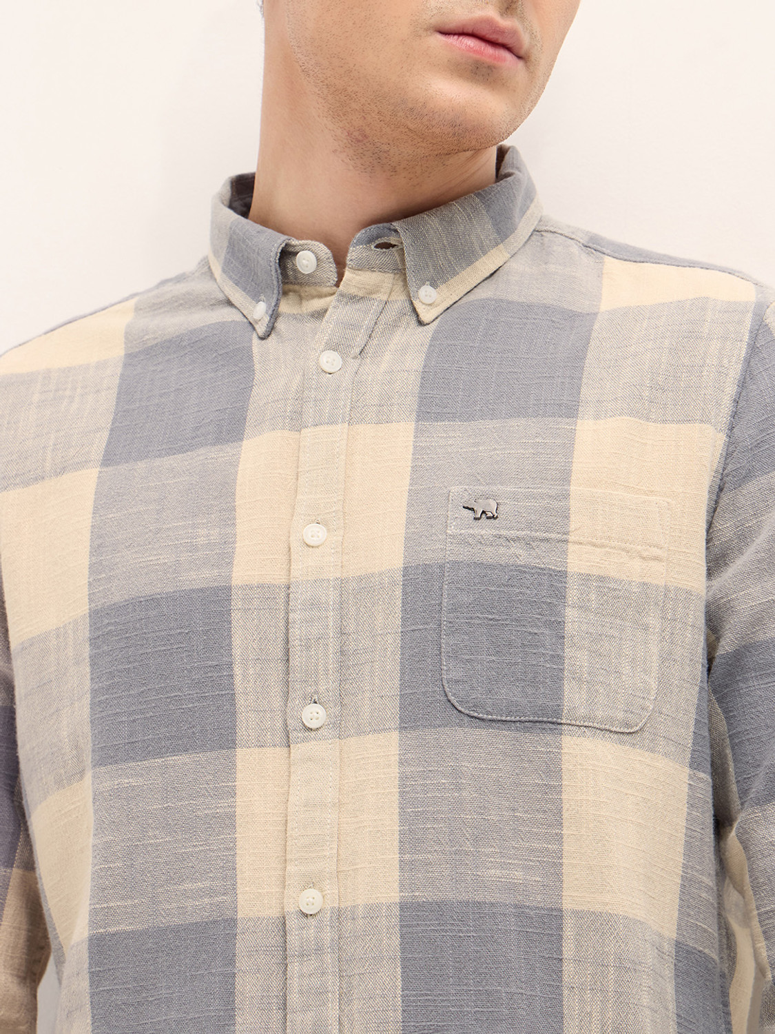 Image of THE BEAR HOUSE Men Checkered Casual Grey Shirt