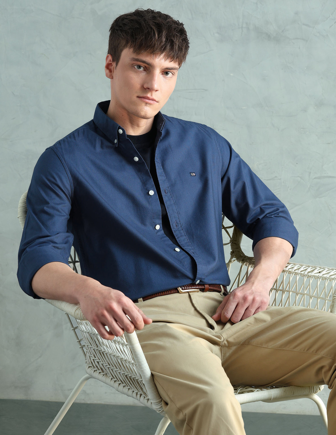 Image of Arrow Sport Men Solid Casual Blue Shirt
