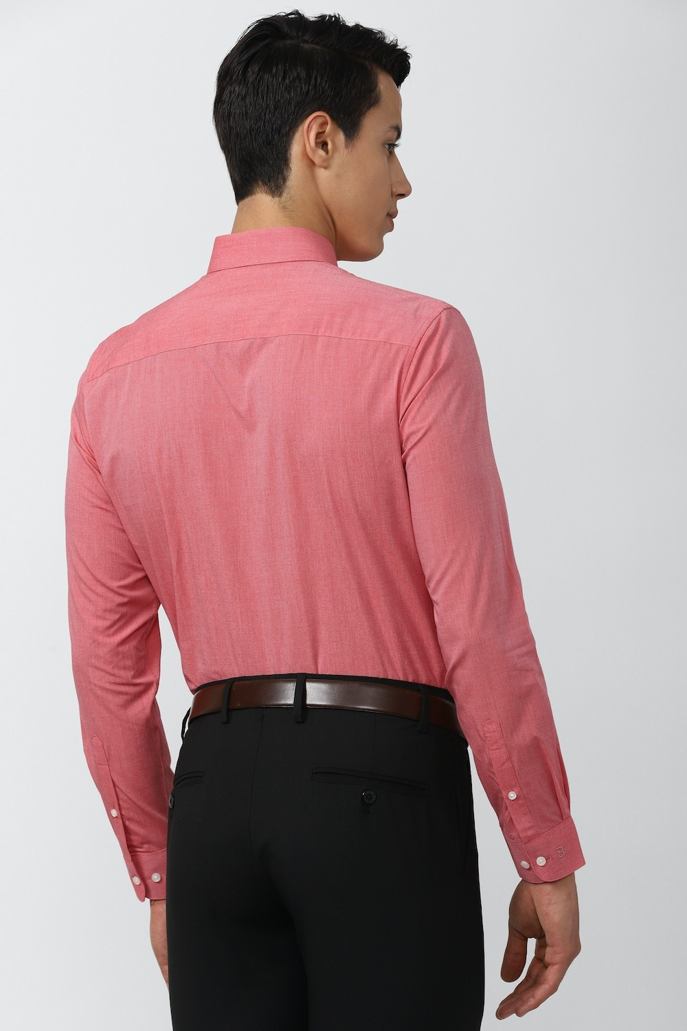 Image of PETER ENGLAND Men Solid Formal Pink Shirt