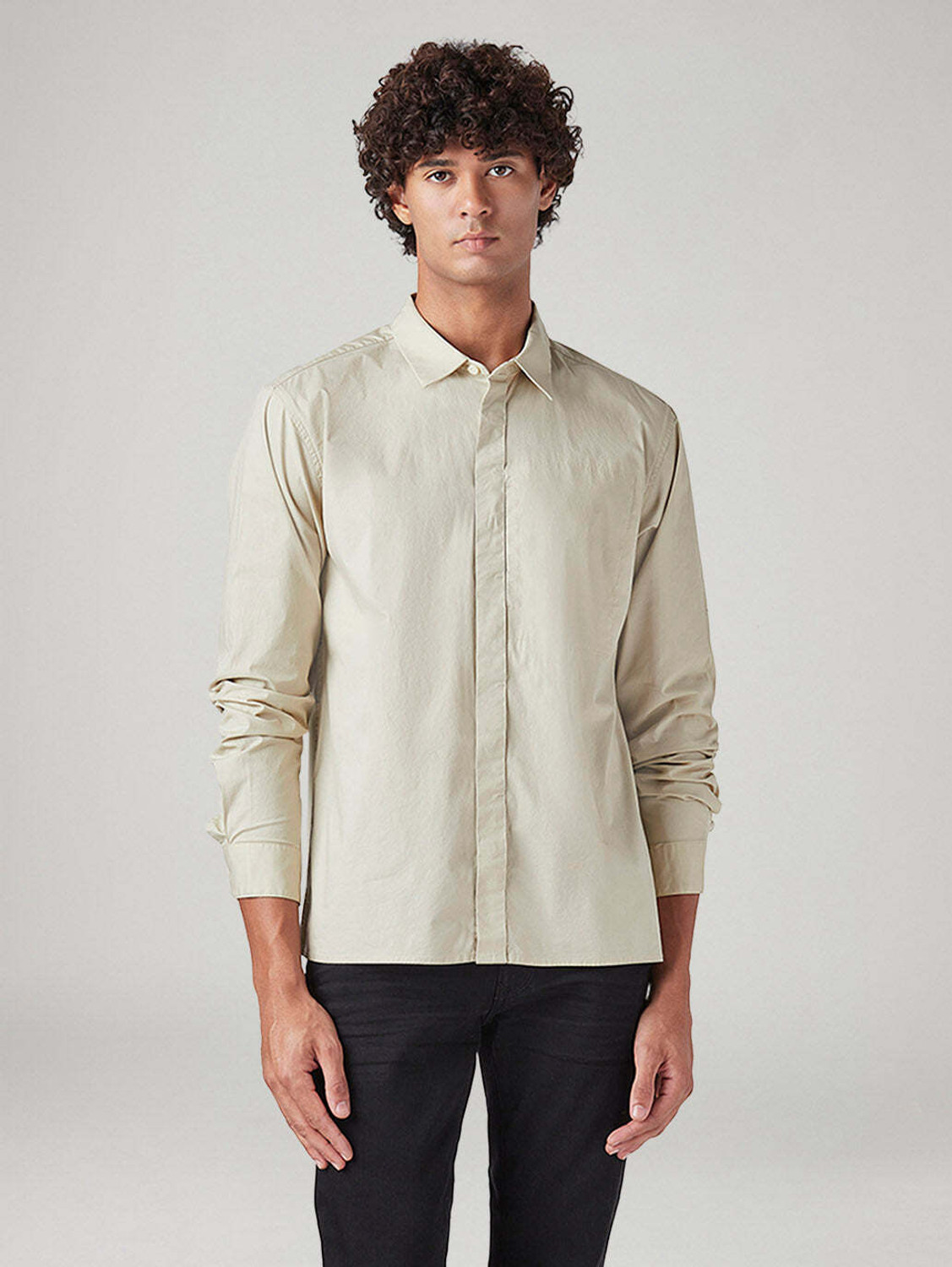 Image of LEVI'S Men Solid Casual Beige Shirt