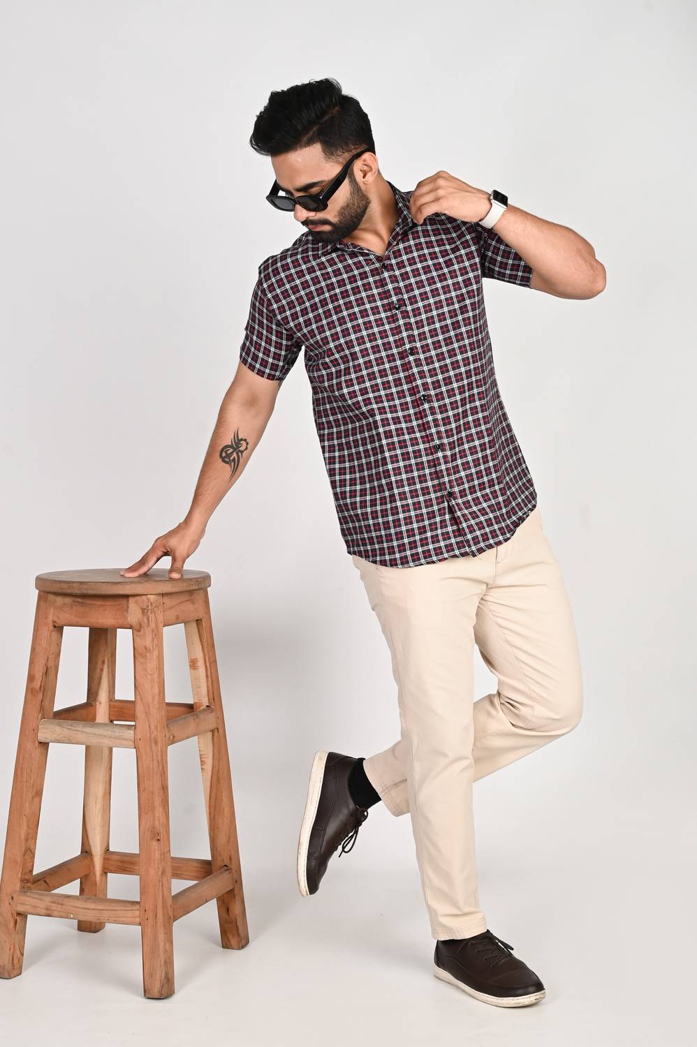 ANP BIHARIKA Men Checkered Casual White, Dark Blue, Red Shirt
