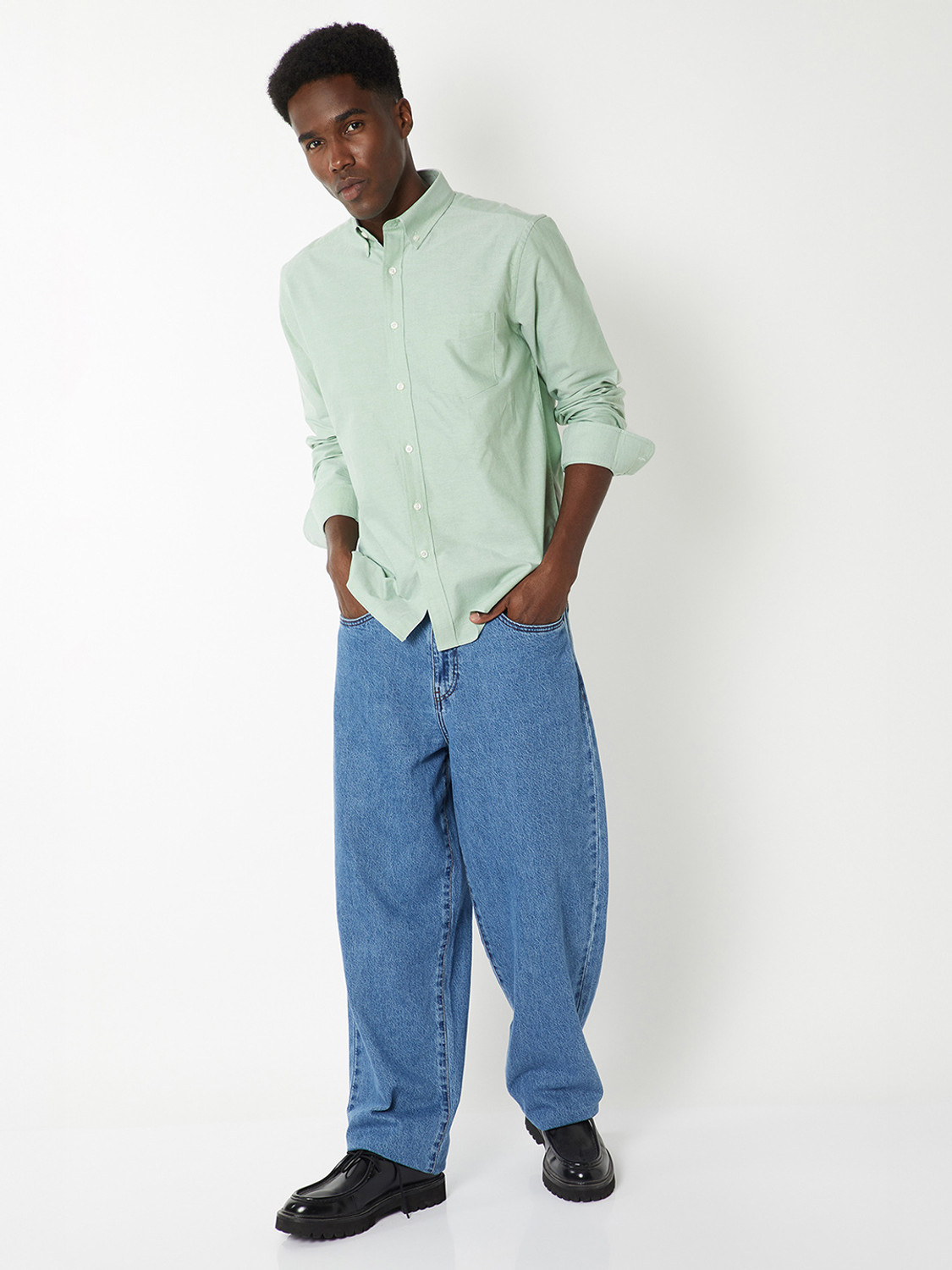 Image of MAX Men Solid Casual Green Shirt