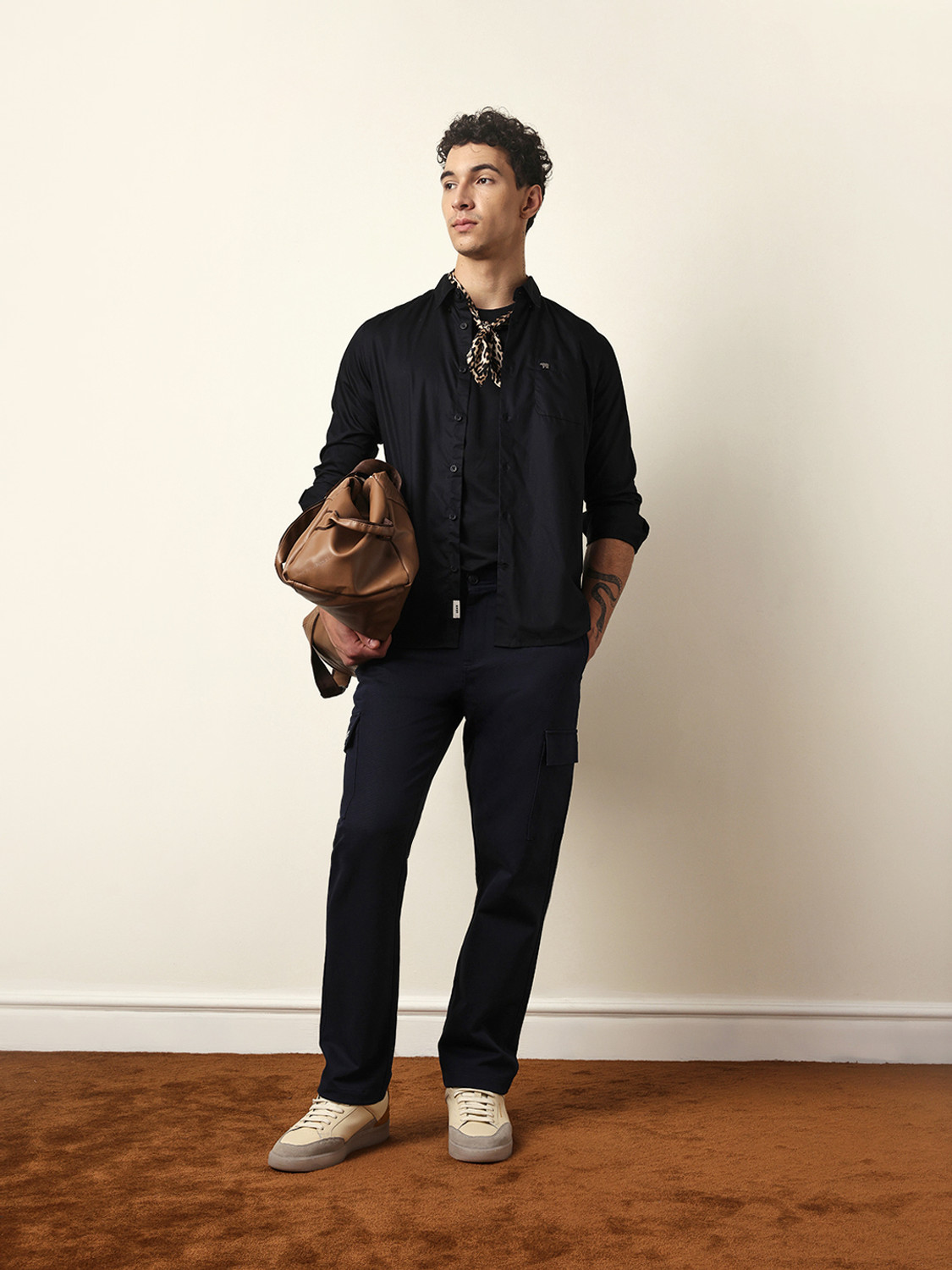 Image of THE BEAR HOUSE Men Solid Casual Black Shirt