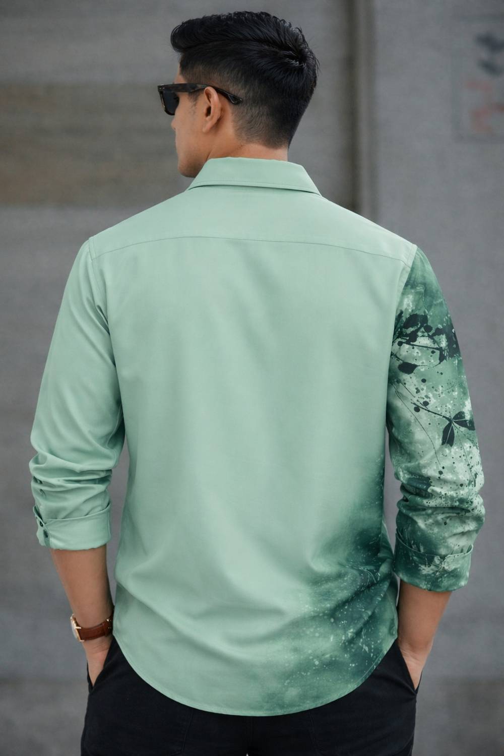 Inspiration Men Green Printed Casual Shirt - Image 2