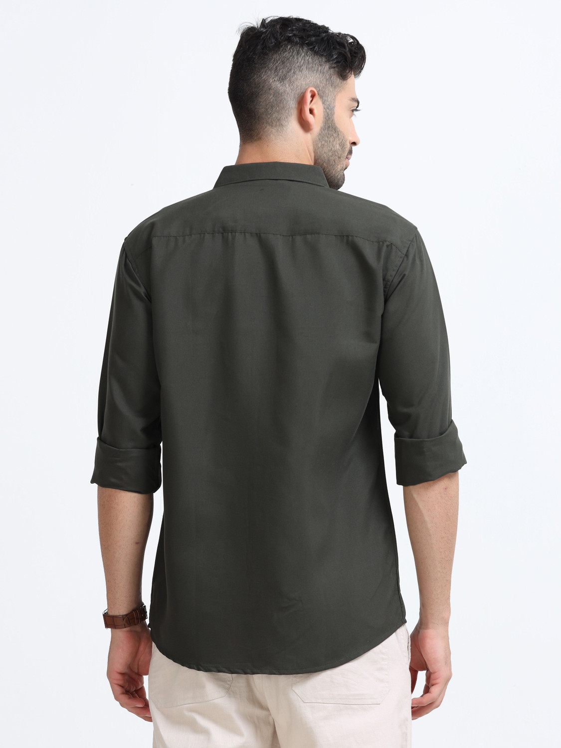 Image of WHISQ Men Solid Casual Green Shirt