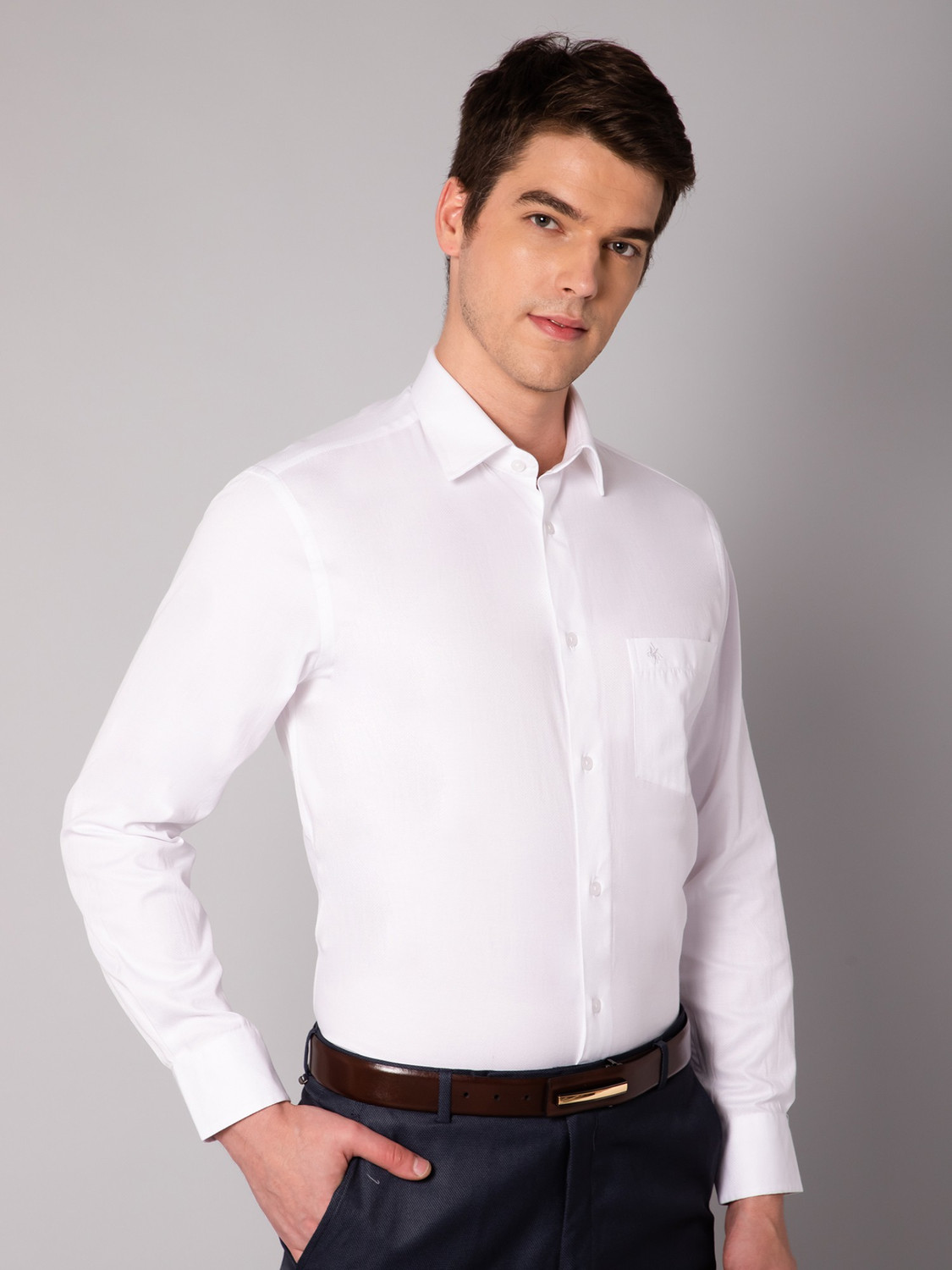 Image of CANTABIL Men Solid Formal White Shirt