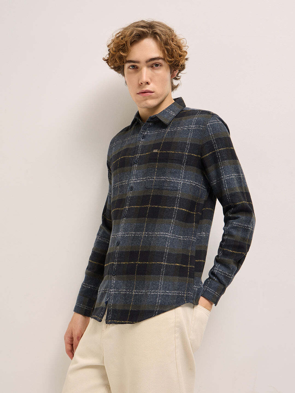 Image of THE BEAR HOUSE Men Checkered Casual Black, Grey Shirt