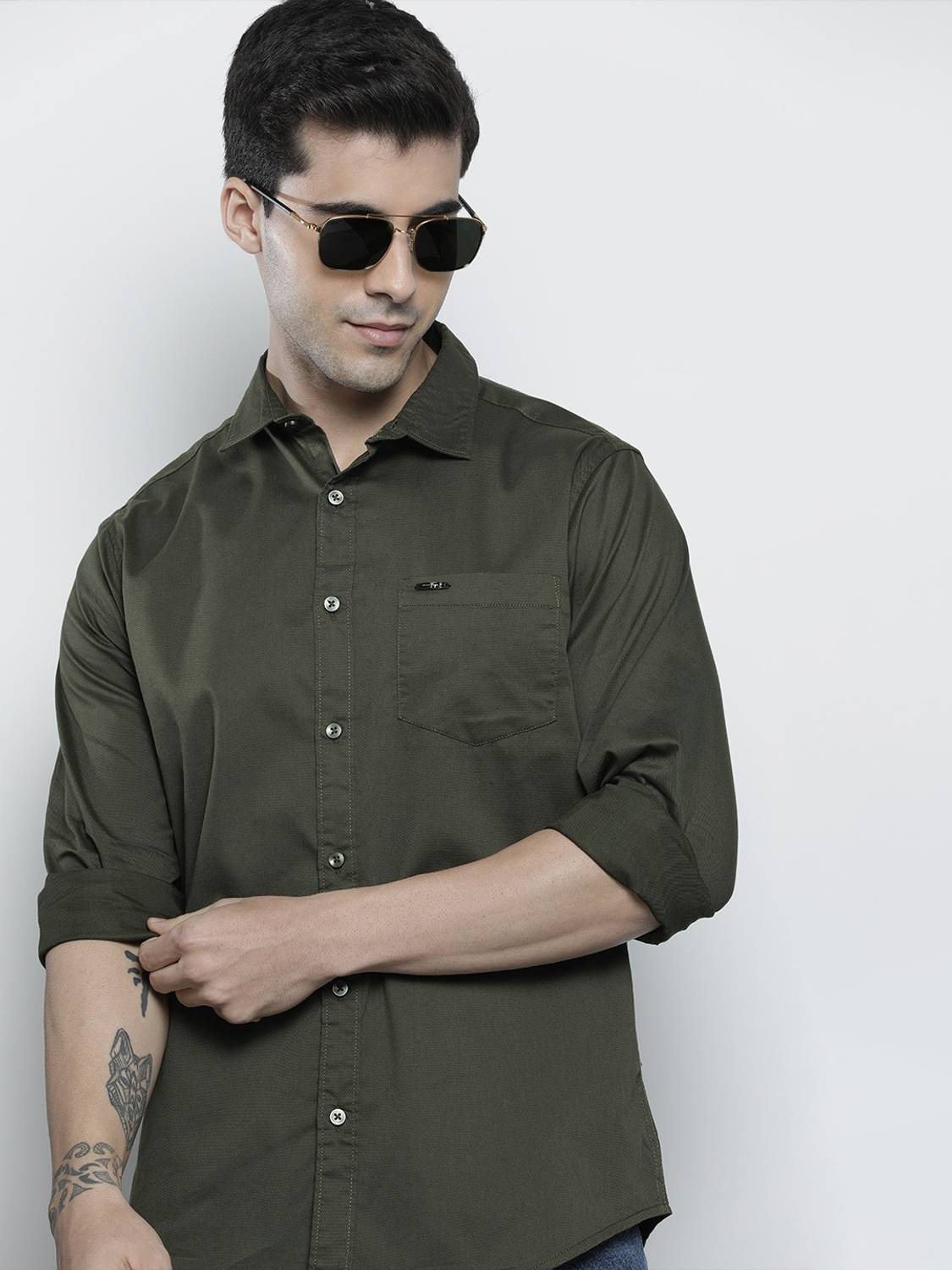 The Indian Garage Co. Men Solid Casual Green Shirt