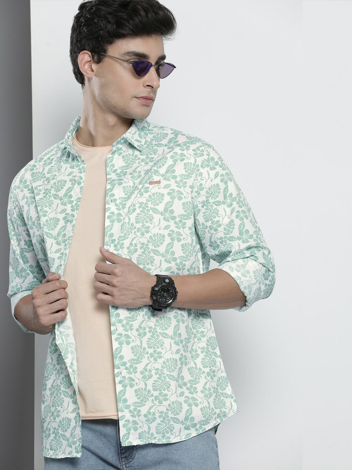 Image of The Indian Garage Co. Men Printed Casual White Shirt