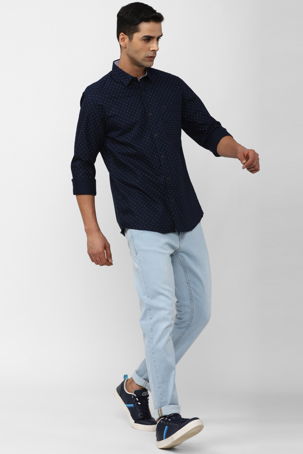 Image of PETER ENGLAND Men Slim Fit Printed Casual Shirt