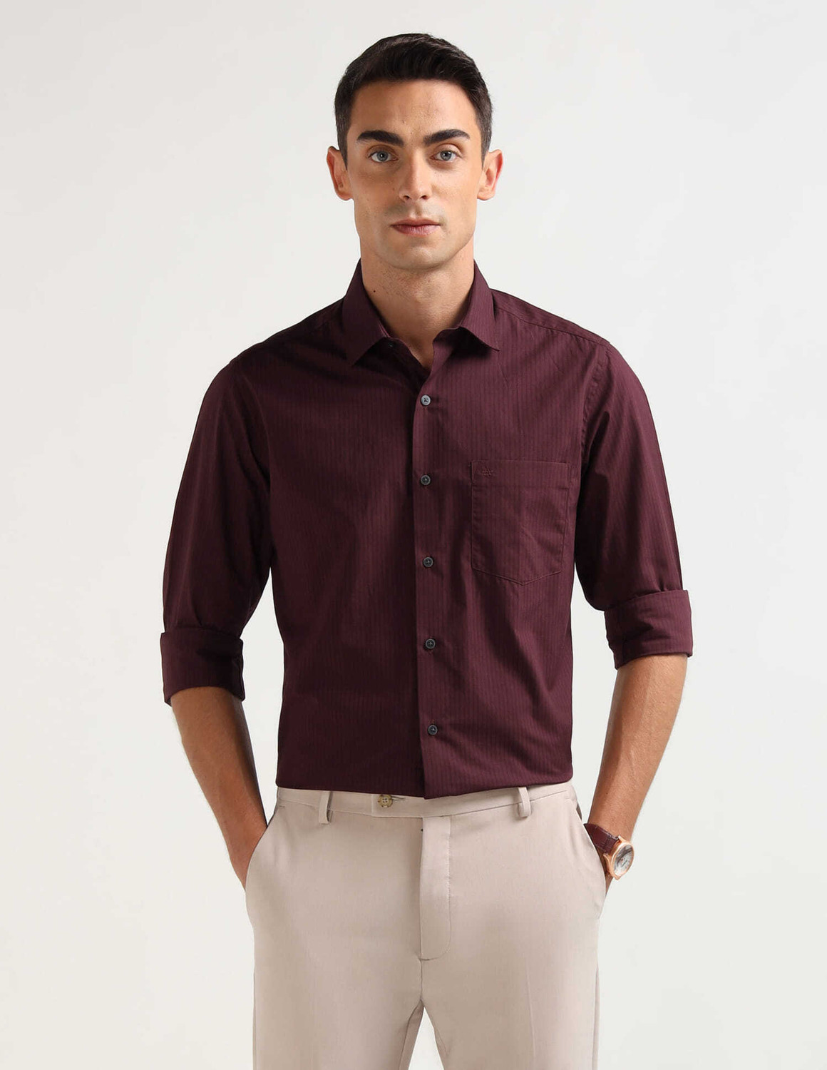 Image of ARROW Men Slim Fit Solid Spread Collar Formal Shirt