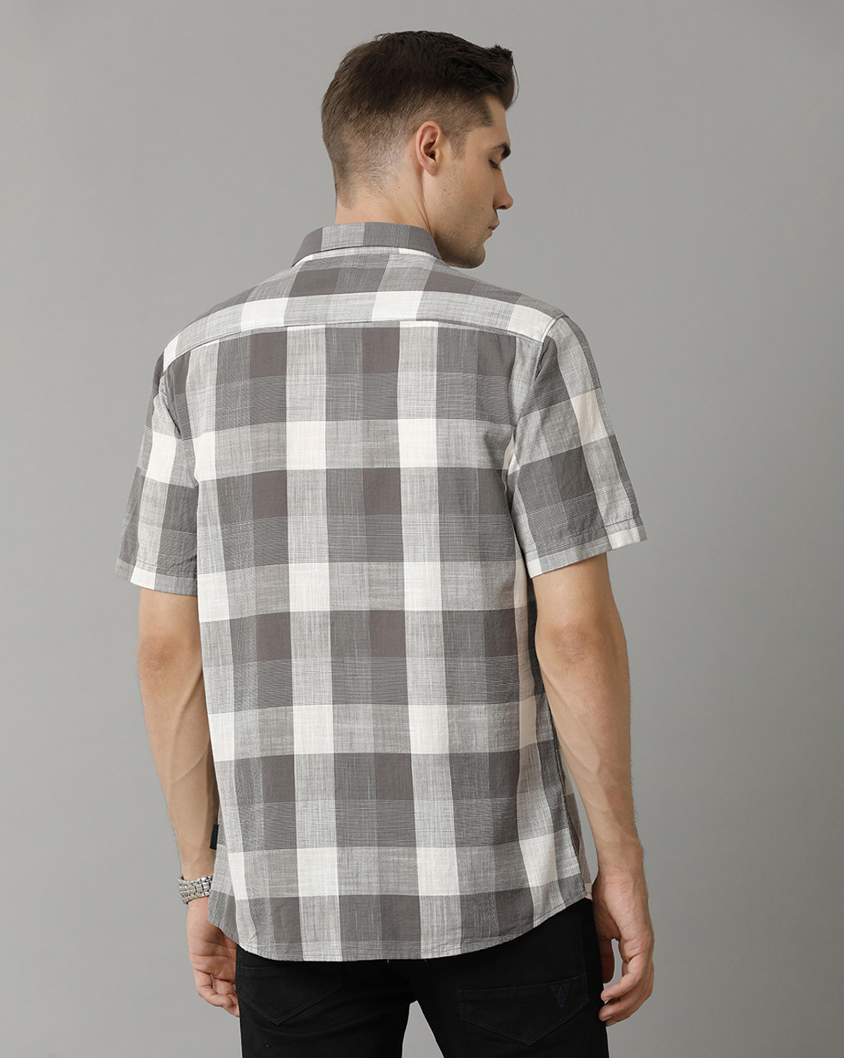 Image of VOI JEANS Men Checkered Casual Grey Shirt
