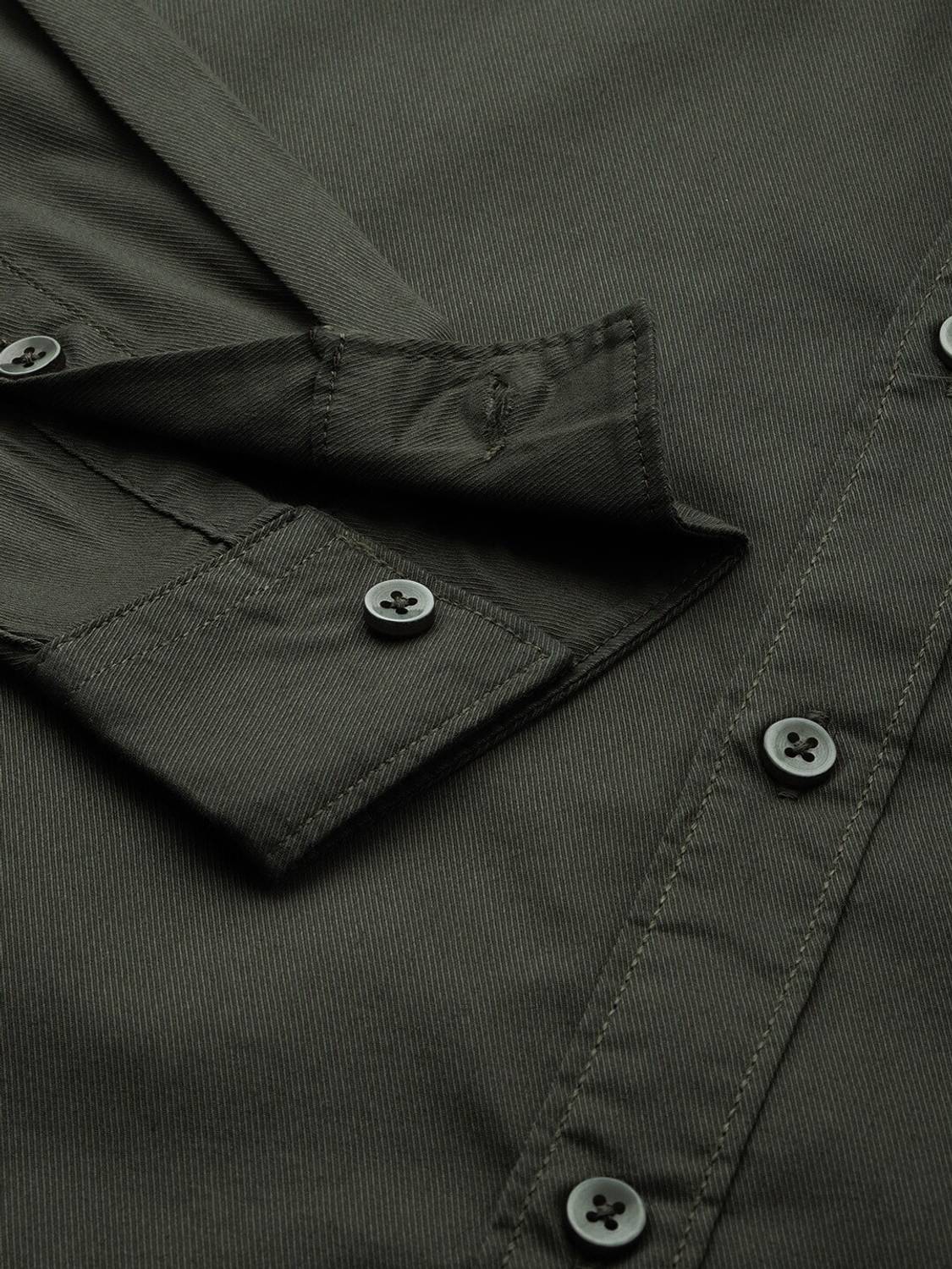 The Indian Garage Co. Men Solid Casual Green Shirt - Image 4