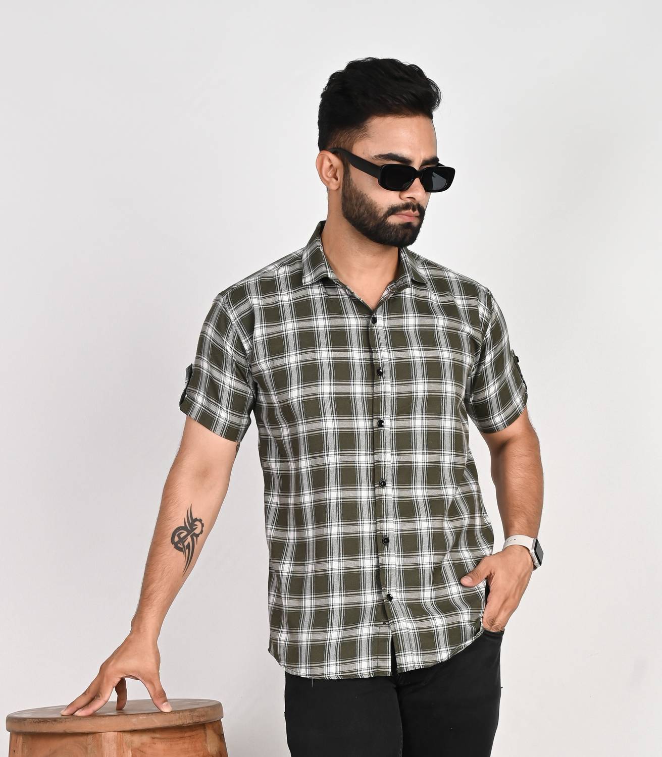 BLEZZA Men Checkered Casual Green Shirt