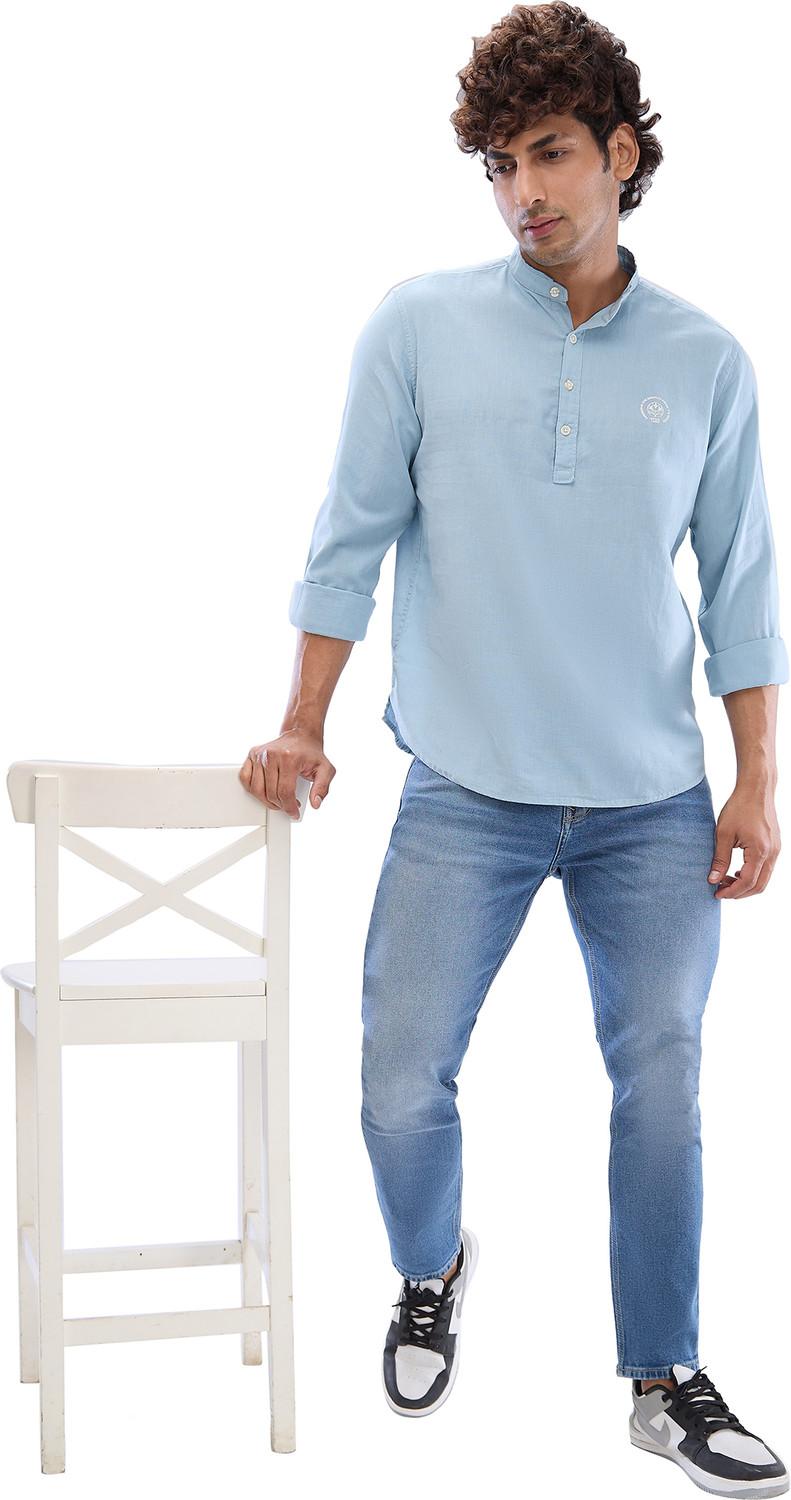 Image of Spykar Men Solid Casual Blue Shirt