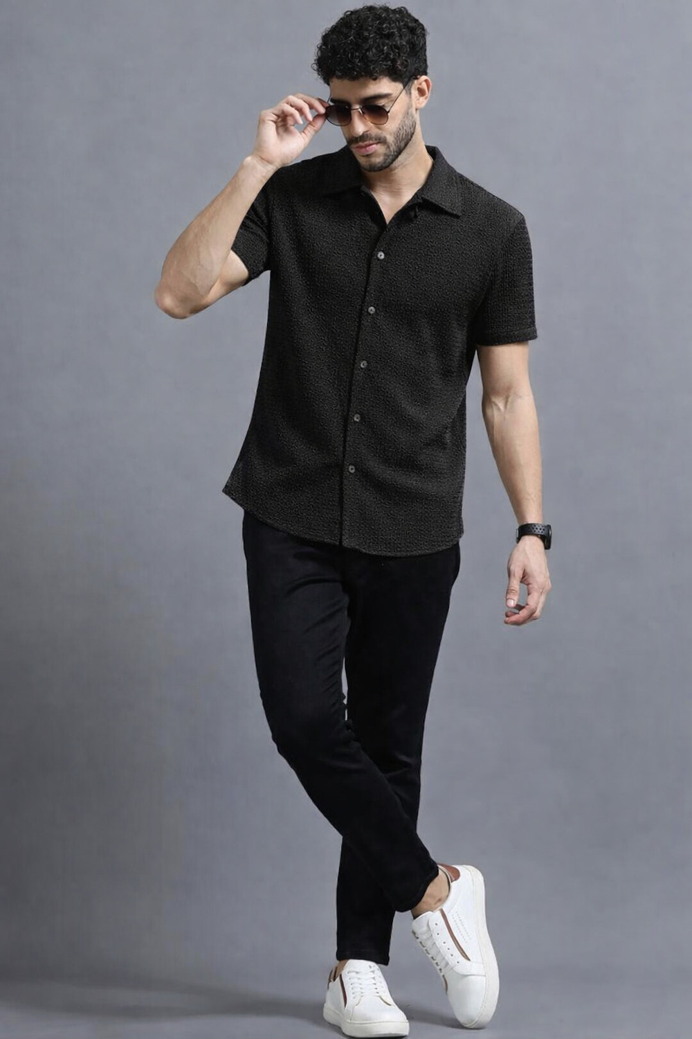 Image of COMBRAIDED Men Solid Casual Black Shirt