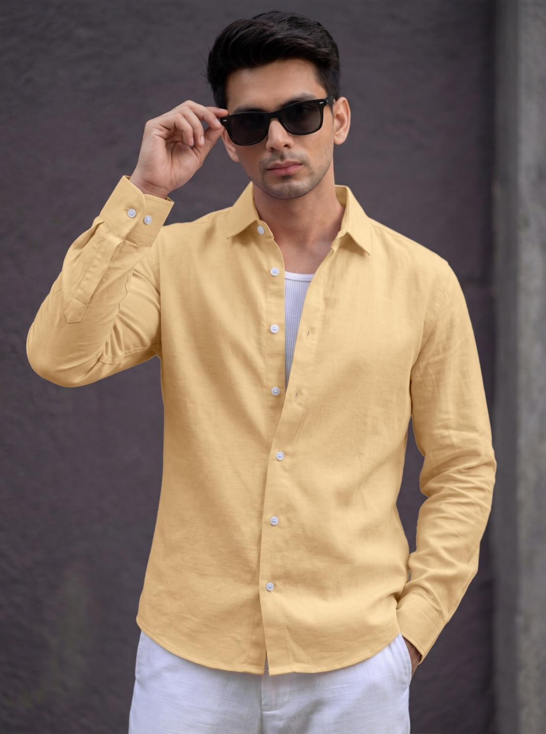 Image of Roadster Men Solid Casual Pink Shirt