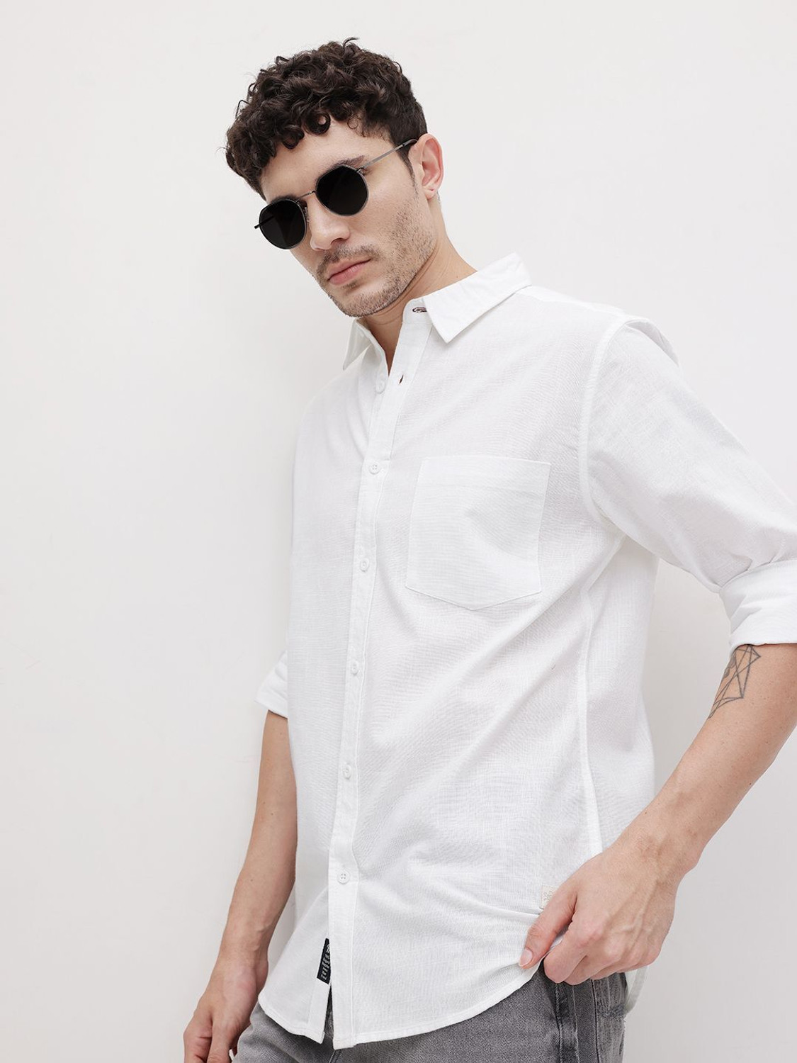 Image of Roadster Men Solid Casual White Shirt