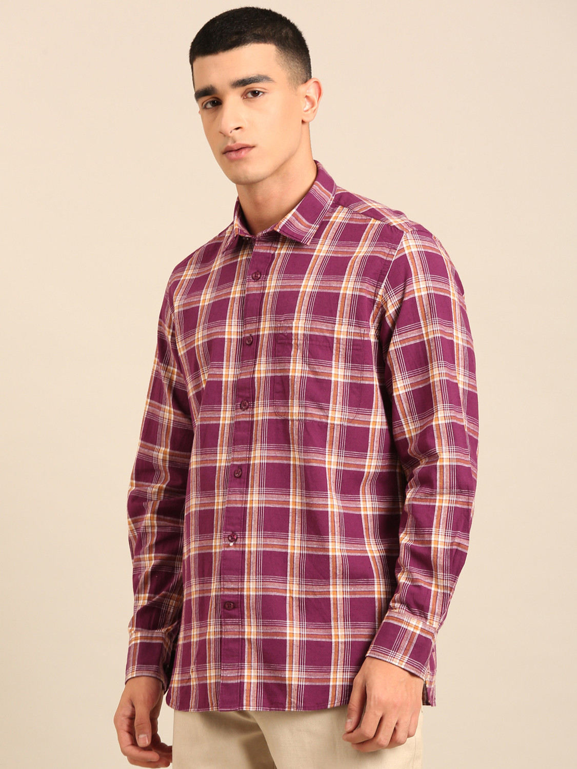 Image of CAVALLO BY LINEN CLUB Men Regular Fit Checkered Spread Collar Casual Shirt