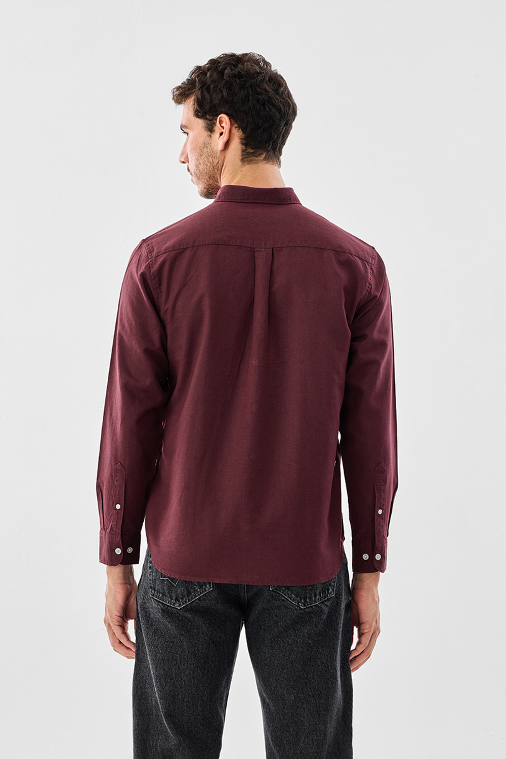 Image of Snitch Men Solid Casual Maroon Shirt