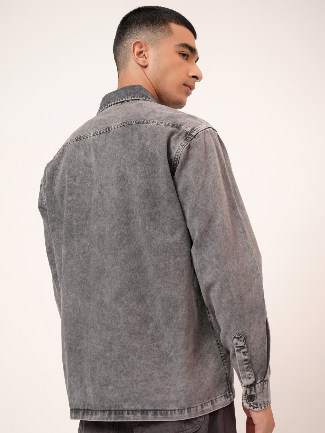 Image of HIGHLANDER Men Solid Casual Grey Shirt
