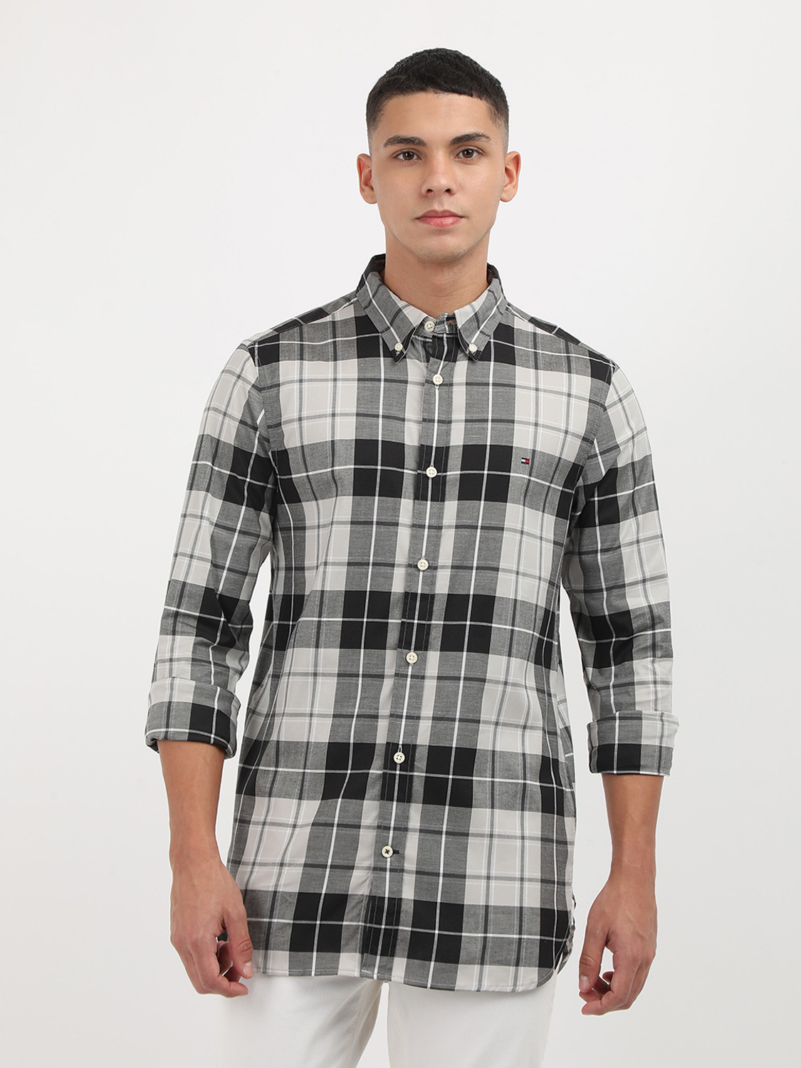 Image of TOMMY HILFIGER Men Slim Fit Checkered Casual Shirt