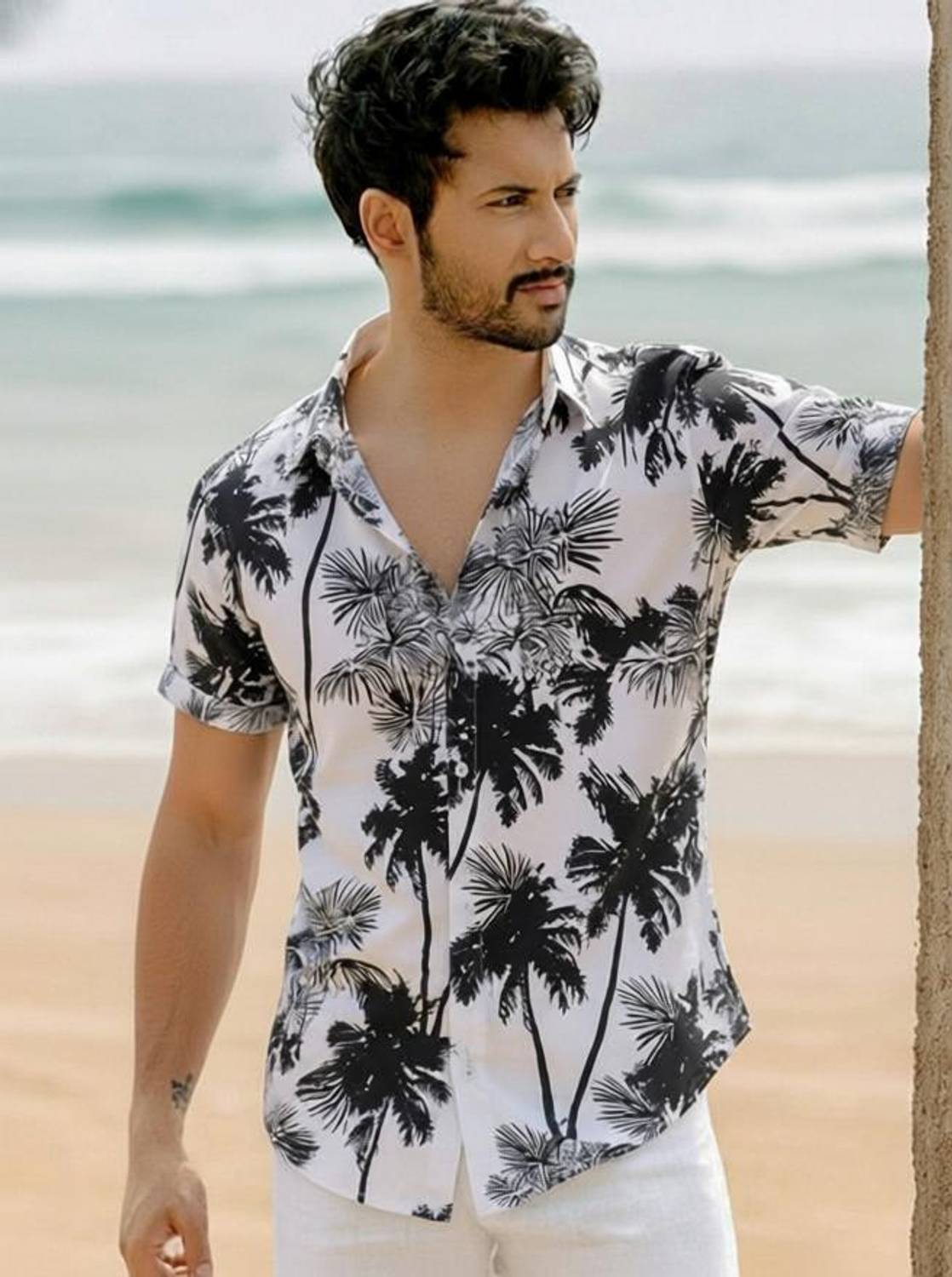 bollydolldesigner Men Printed, Floral Print Casual White, Black Shirt