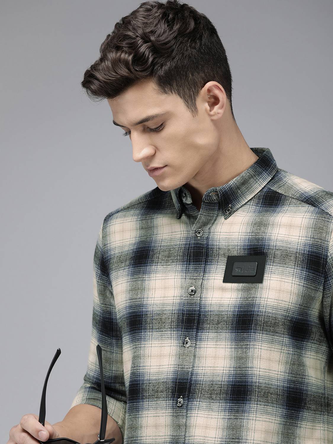 THE BEAR HOUSE Men Checkered Casual Black, Dark Blue, Beige Shirt
