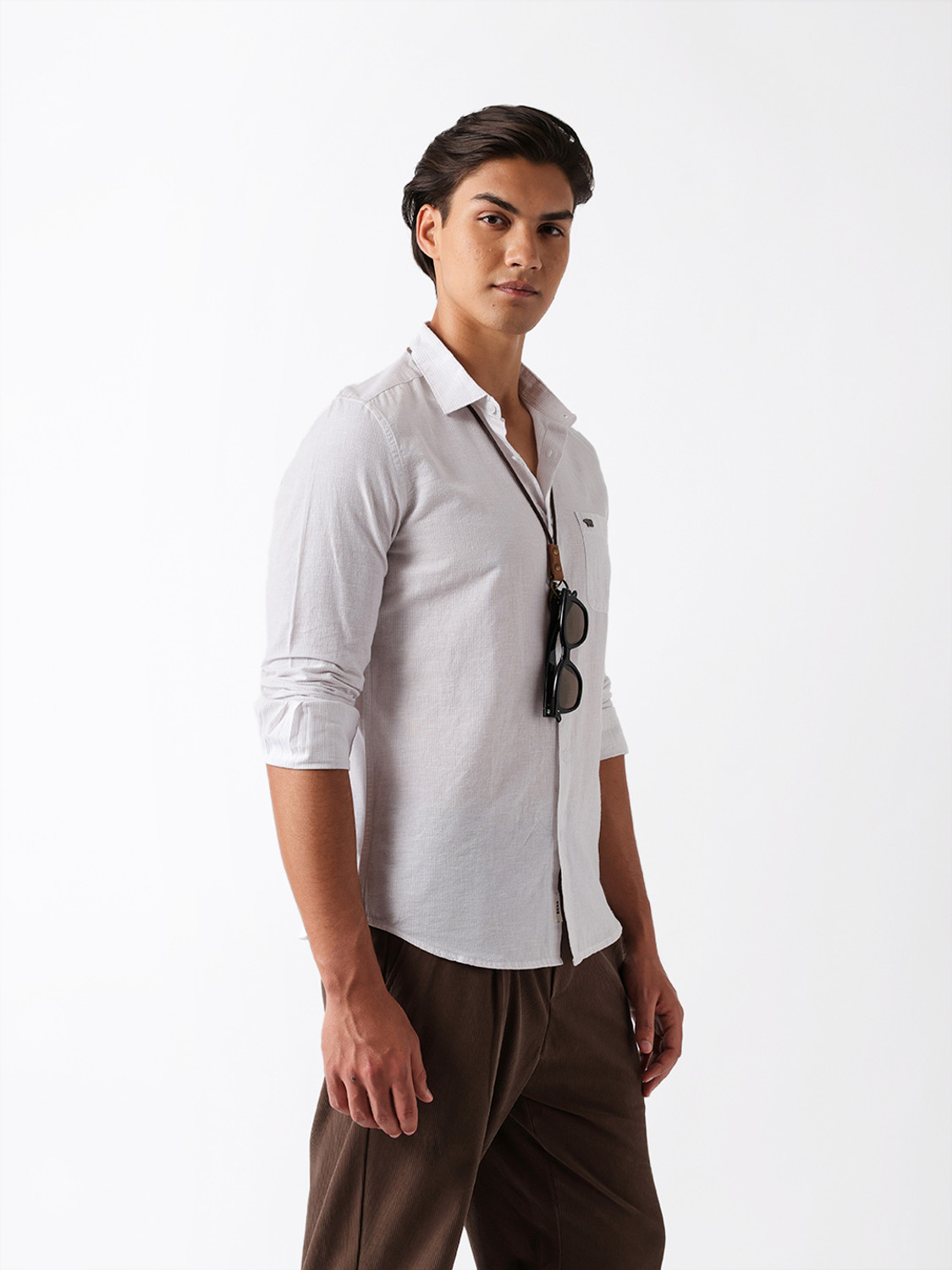 Image of THE BEAR HOUSE Men Solid Casual White Shirt