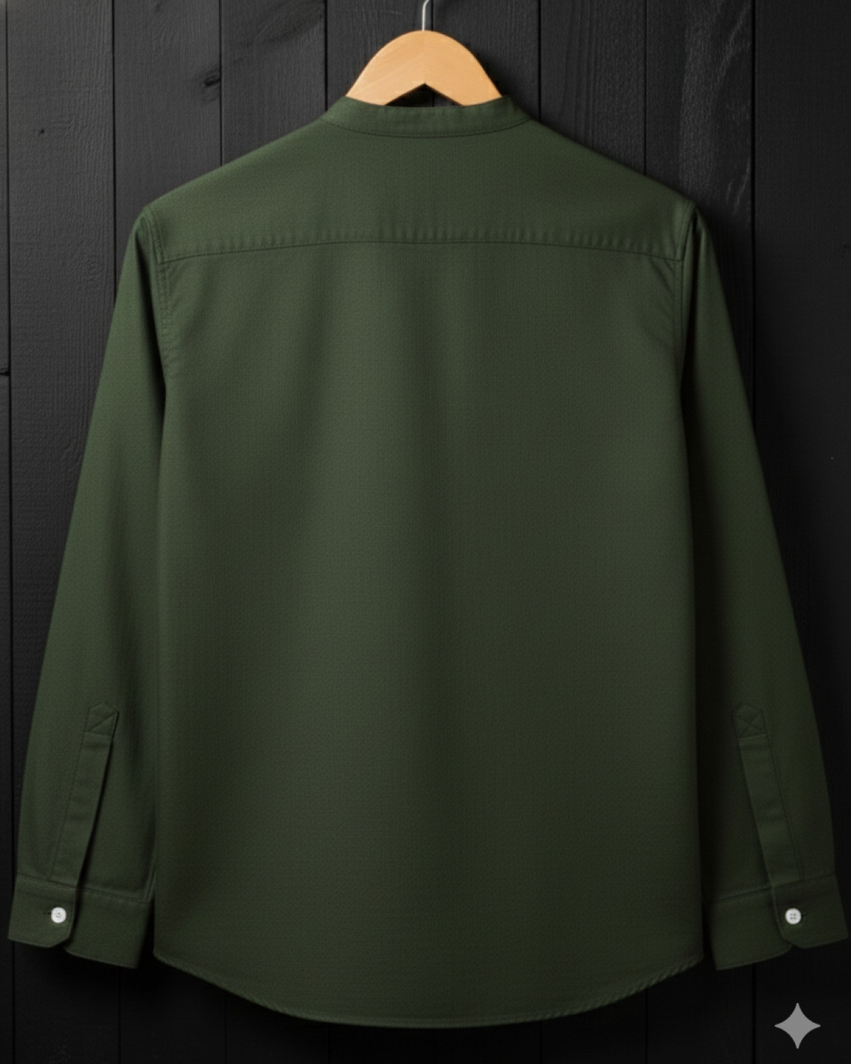 Image of Voroxy Men Solid Casual Green Shirt