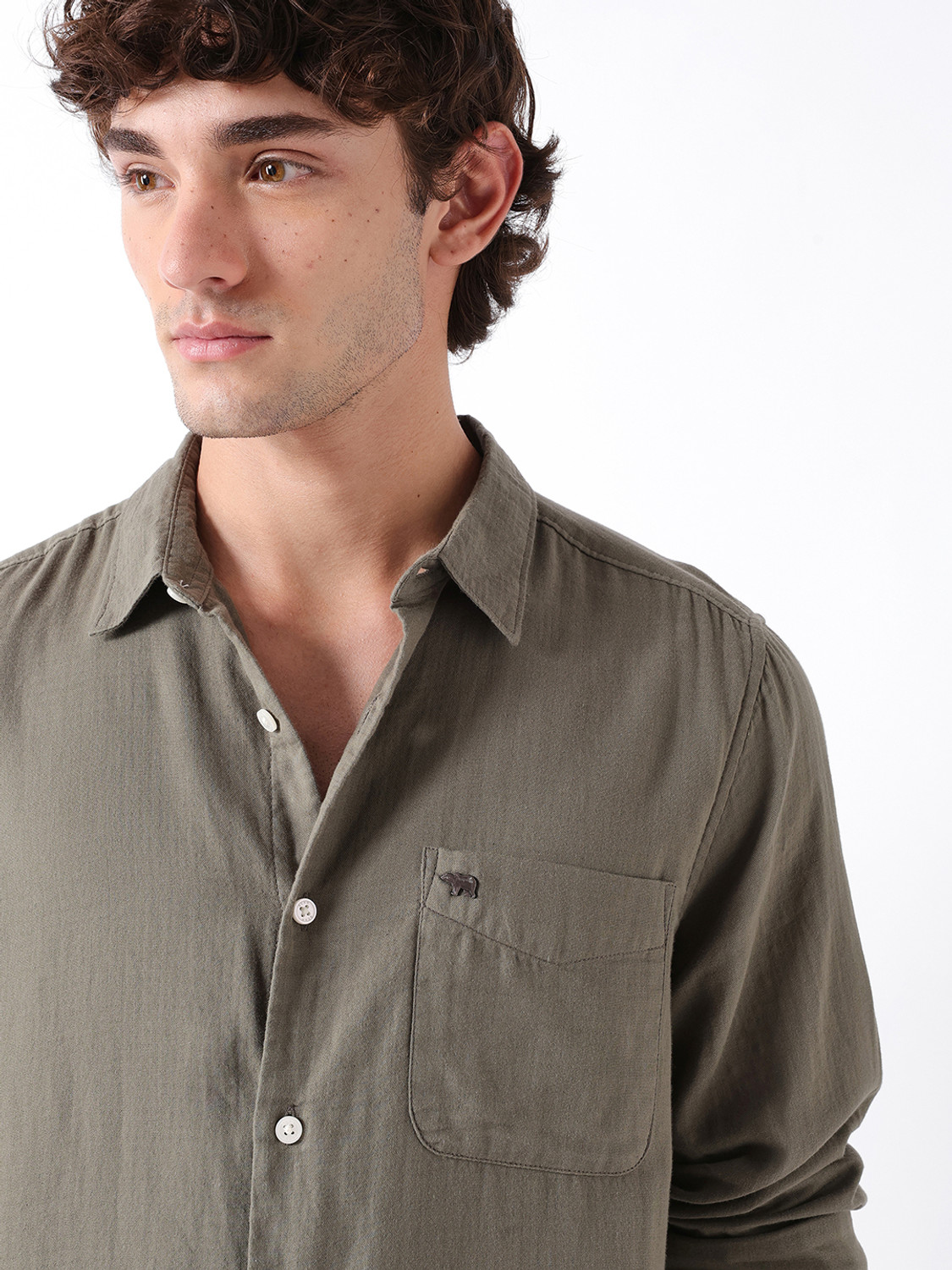 Image of THE BEAR HOUSE Men Solid Casual Grey Shirt