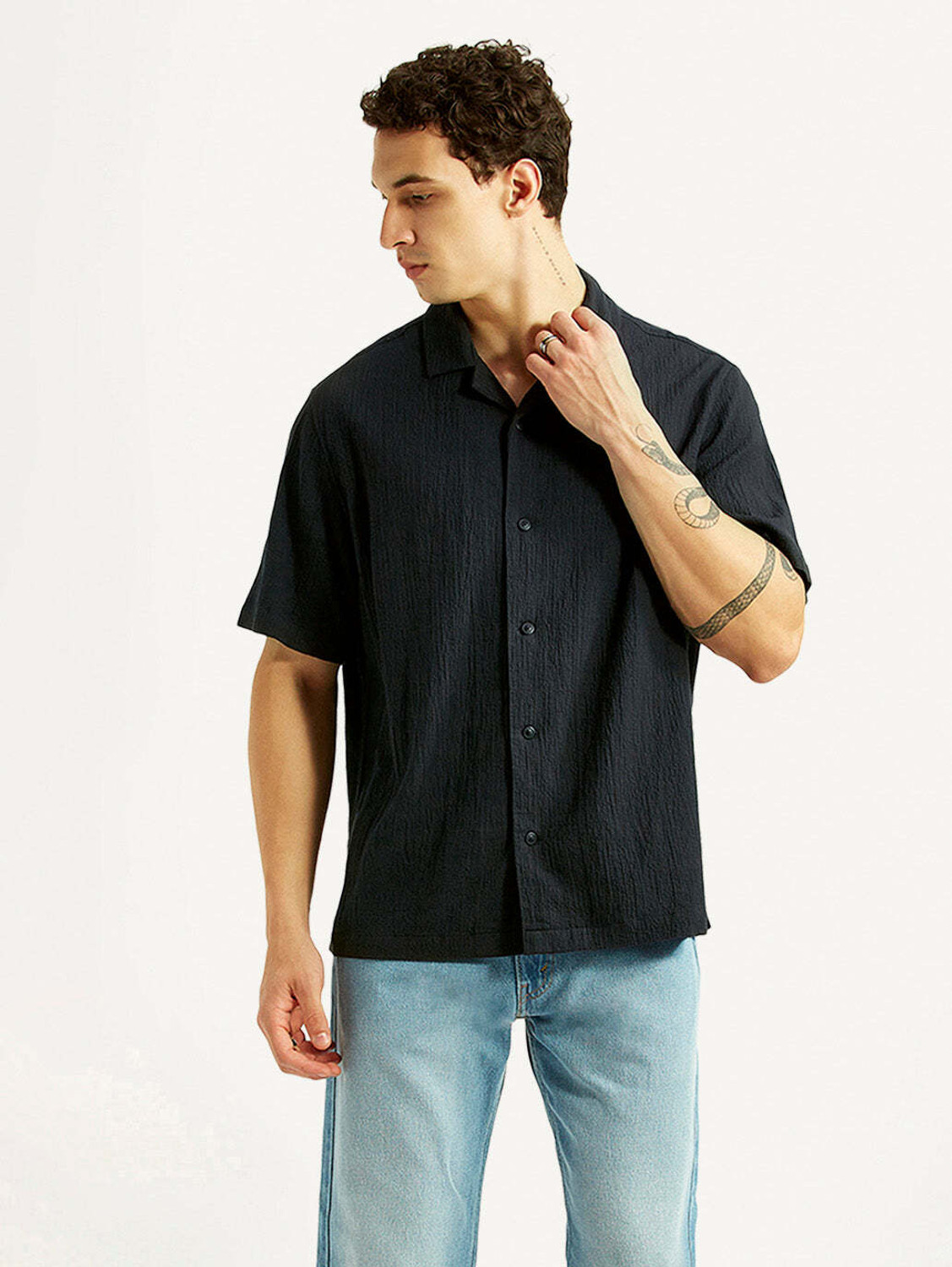 Image of LEVI'S Men Self Design Casual Black Shirt