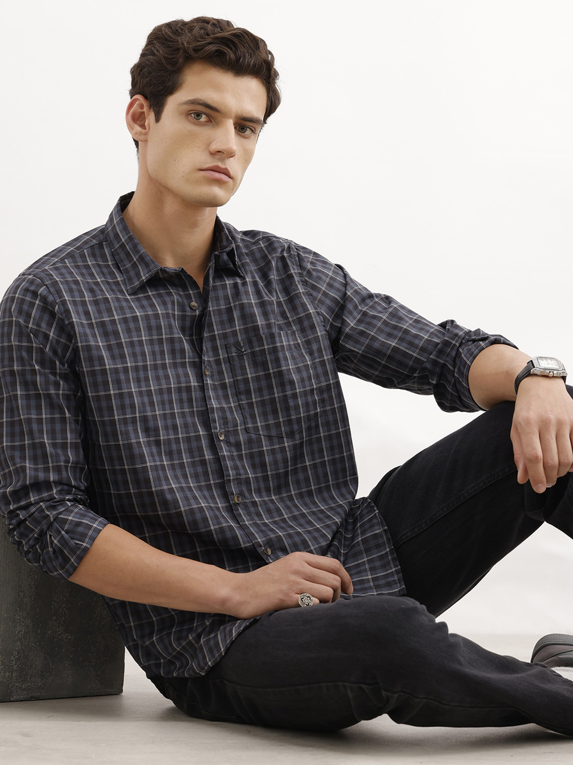 Image of WROGN Men Regular Fit Checkered Casual Shirt