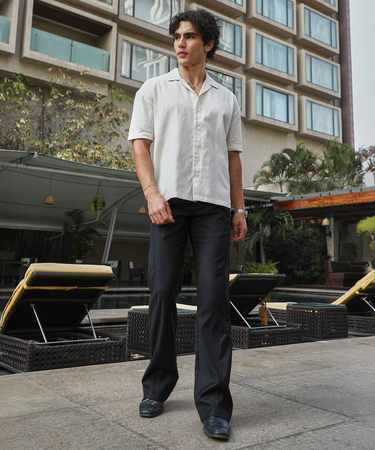 CAHOOT Men Solid Casual White Shirt - Image 5