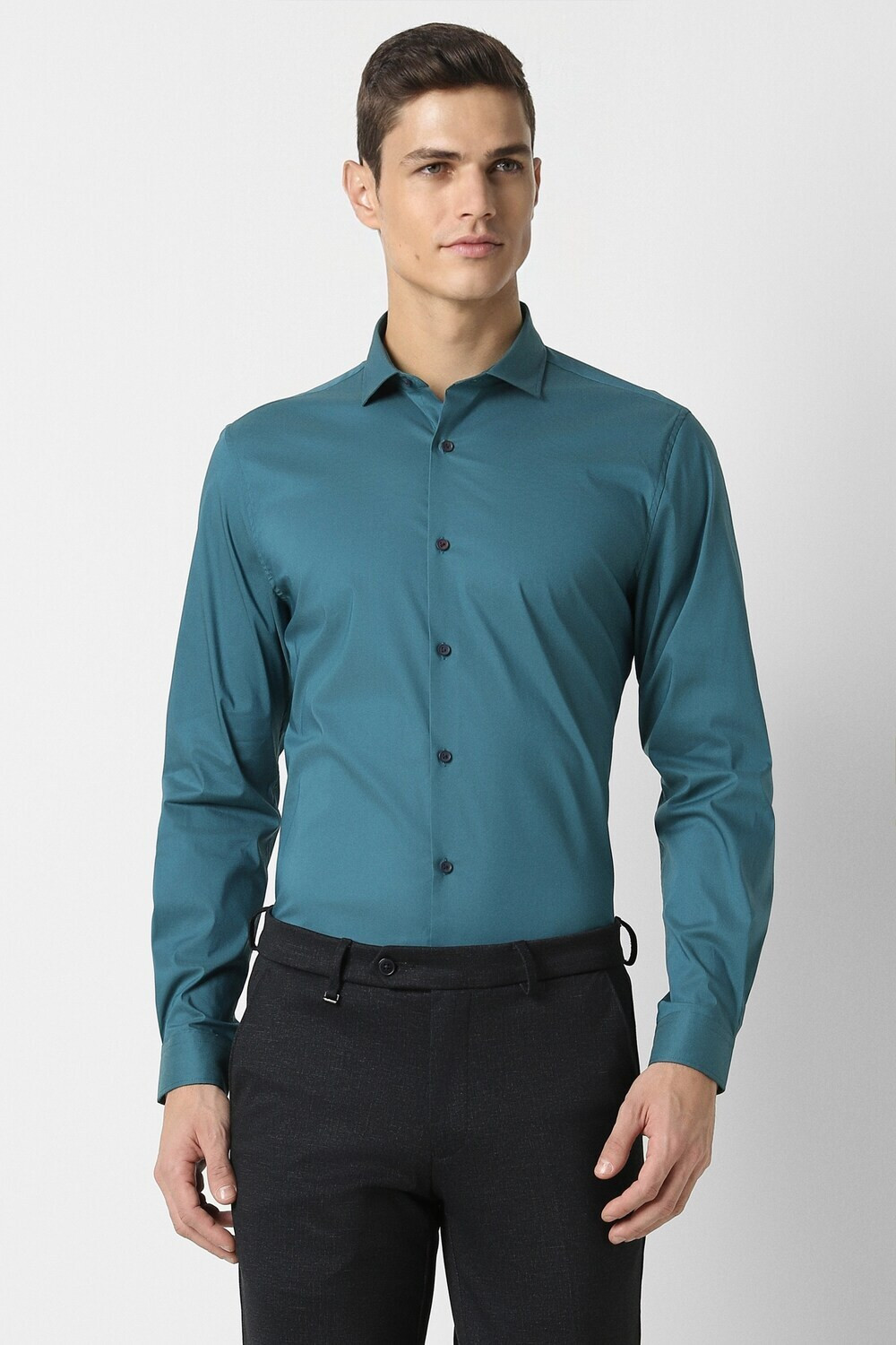 Image of PETER ENGLAND Men Solid Formal Blue Shirt