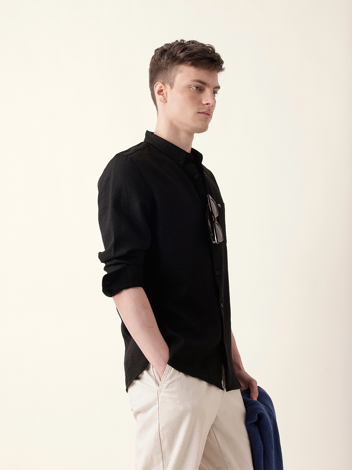 Image of THE BEAR HOUSE Men Solid Casual Black Shirt