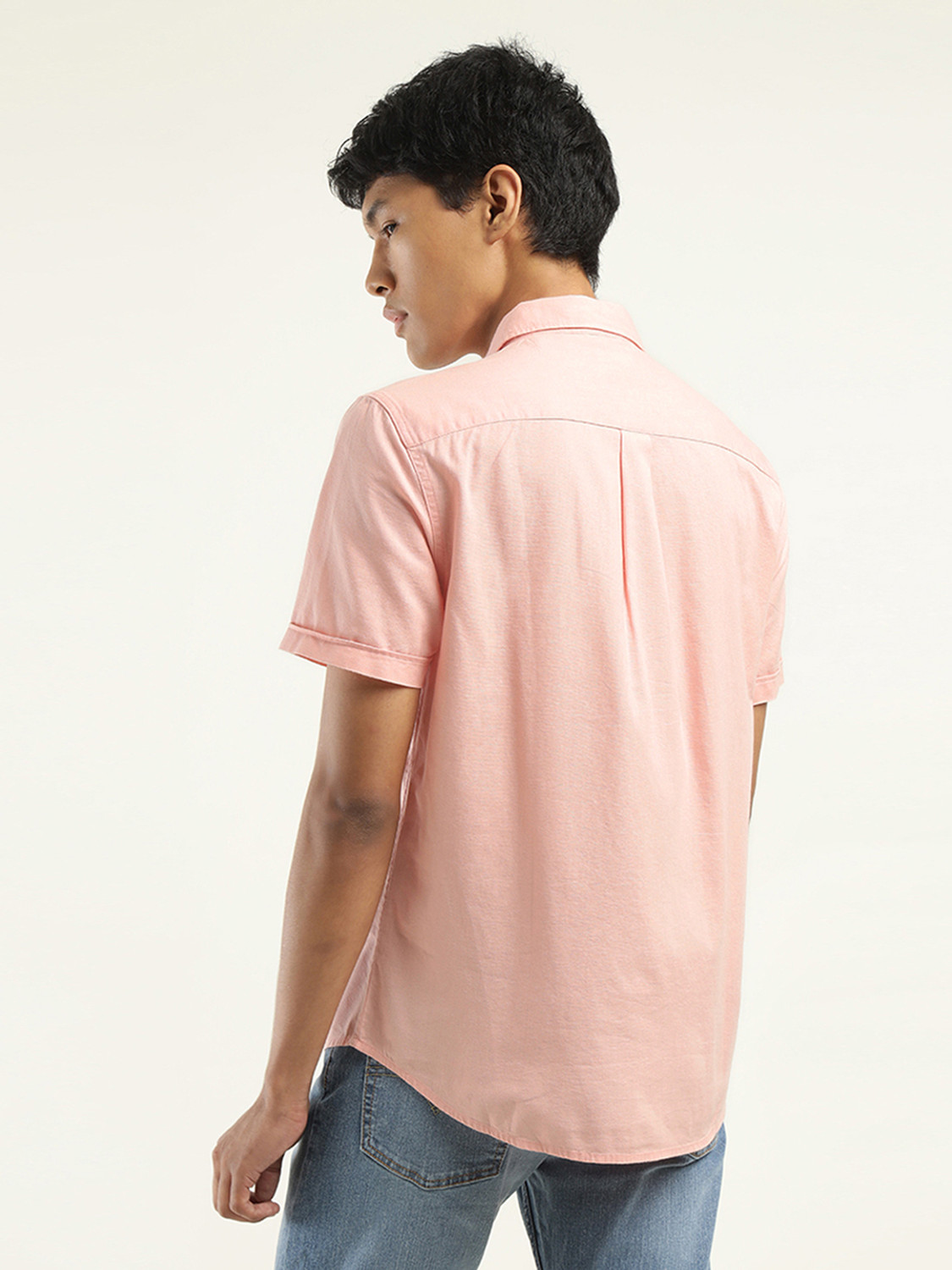 Image of LEVI'S Men Solid Casual Pink Shirt