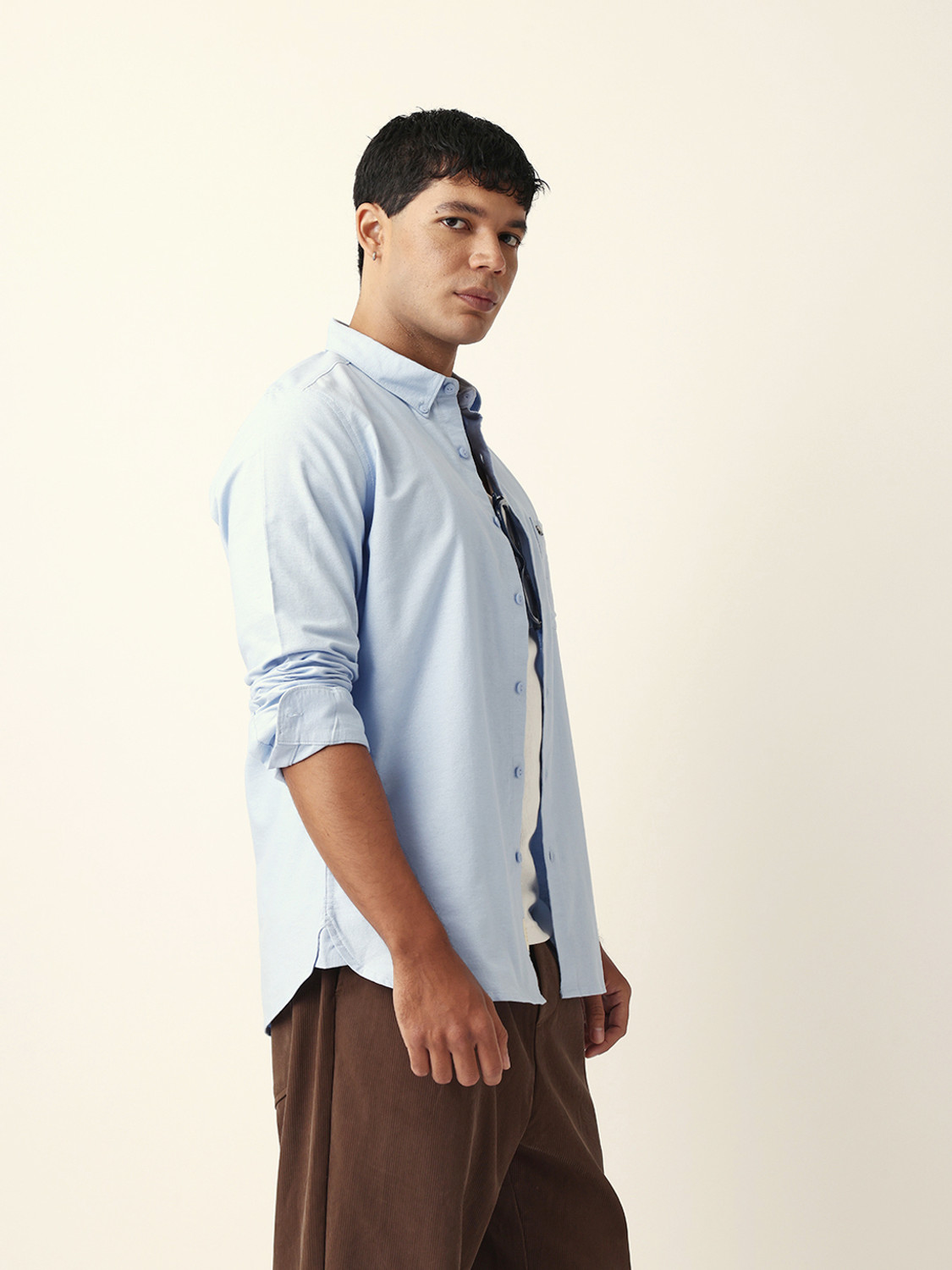 Image of THE BEAR HOUSE Men Solid Casual Blue Shirt
