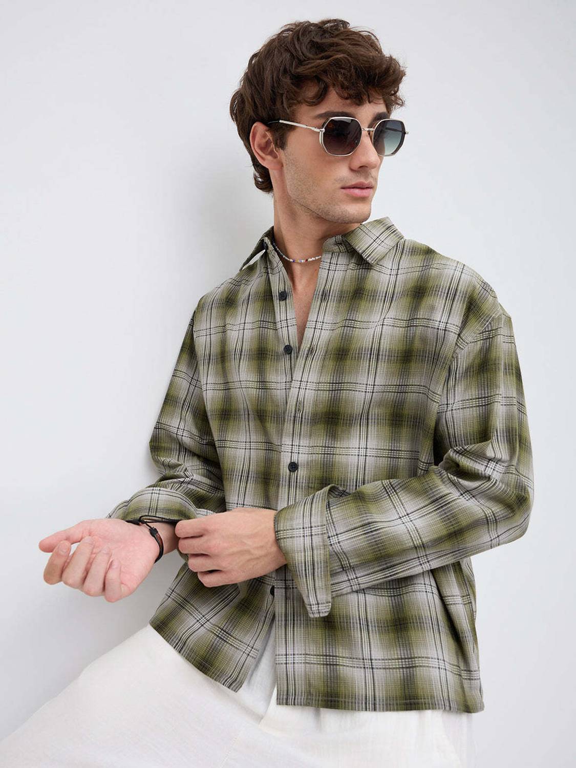 VASTRADO Men Checkered Casual Green Shirt