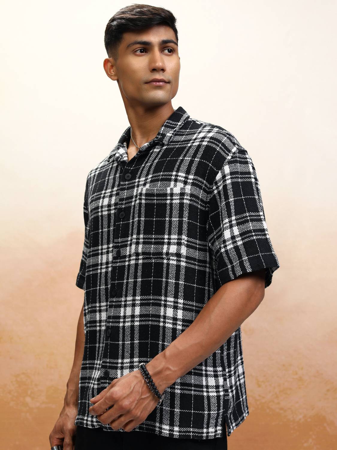 HIGHLANDER Men Checkered Casual Black, White Shirt - Image 4