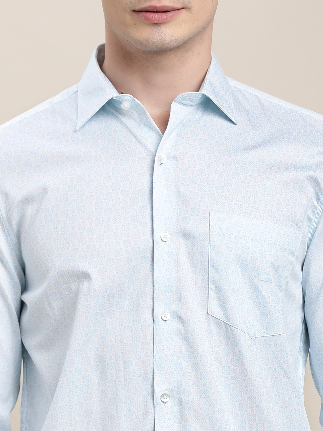 Image of TURTLE Men Slim Fit Printed Spread Collar Formal Shirt
